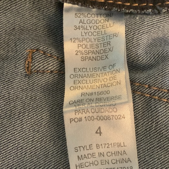 Democracy Jeans - Picture 4 of 7